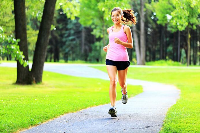 Correr durante una hora por la mañana te hará perder peso en una semana