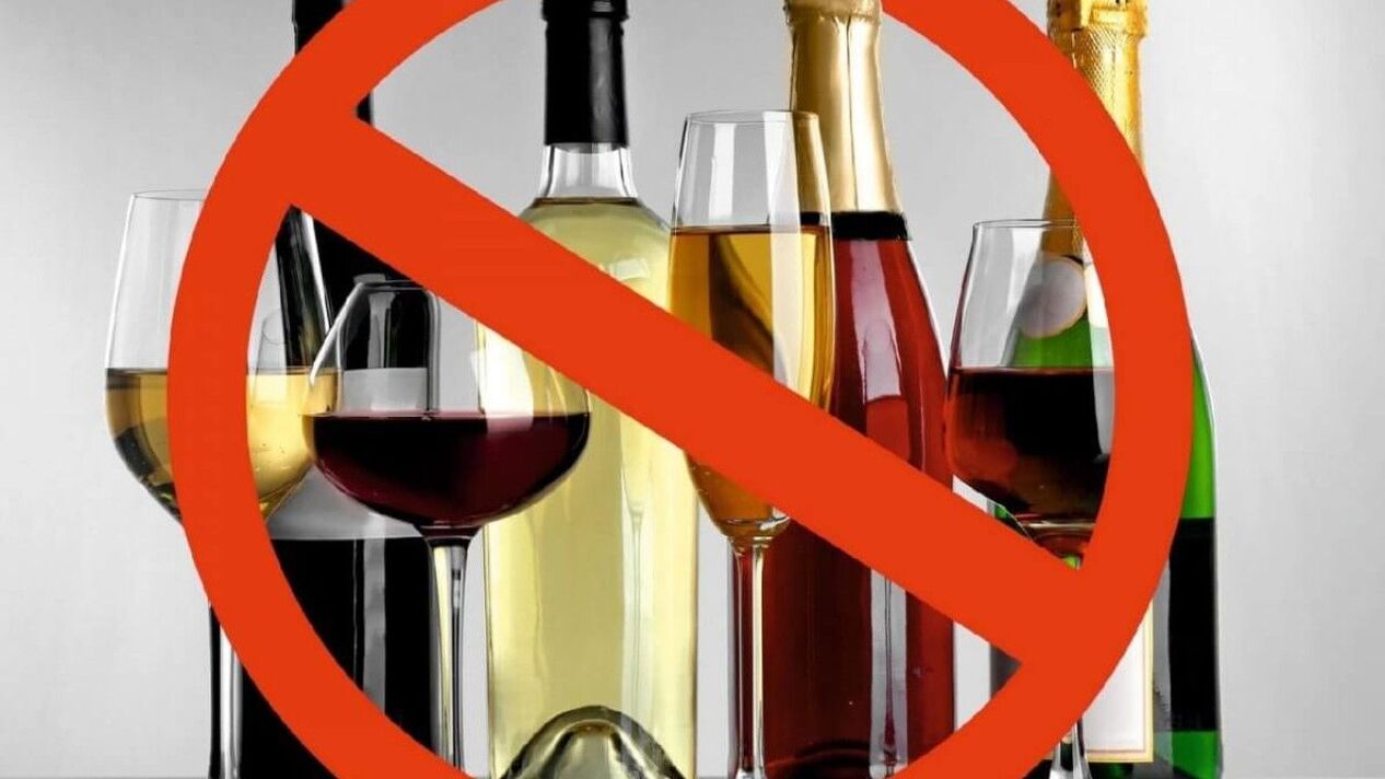 Está prohibido beber alcohol mientras se come en Japón